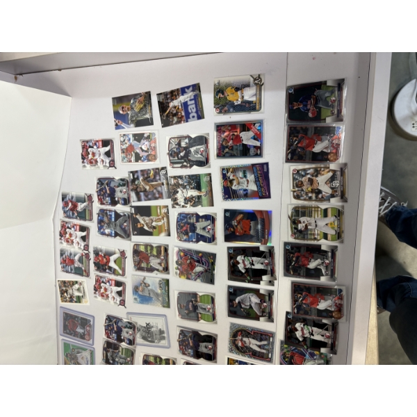 Huge Lot of Baseball Trading Cards! - Includes Babe Ruth & Hank Aaron - Orioles - Guardians - Padres