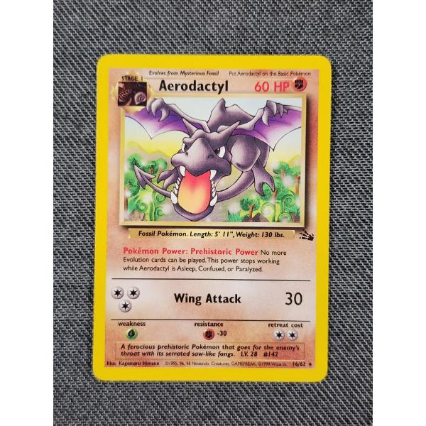 Aerodactyl 16/62 Non Holo Rare Vintage Fossil Pokemon Trading Card ~ NM/LP Condition! 