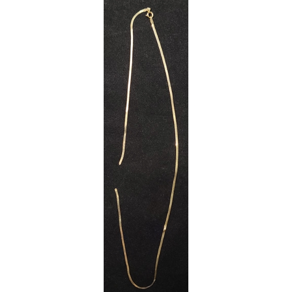 14K Gold Herringbone Style Chain (Damaged) - Weight: 1.7g
