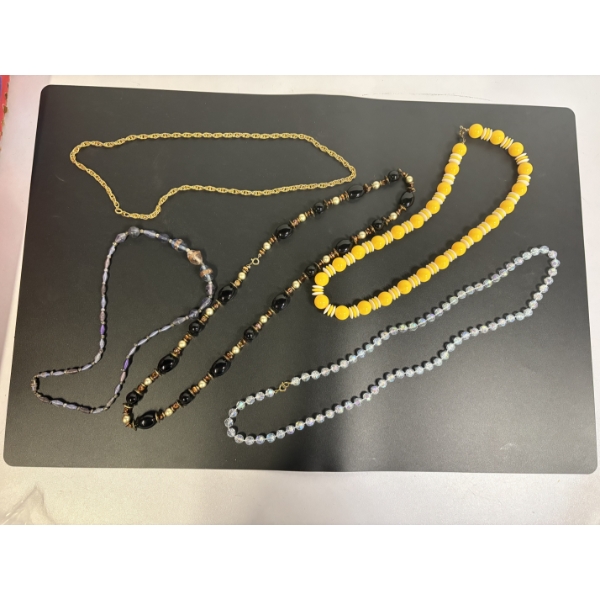 Beautiful Costume Necklaces - Big Beads - Pearls 
