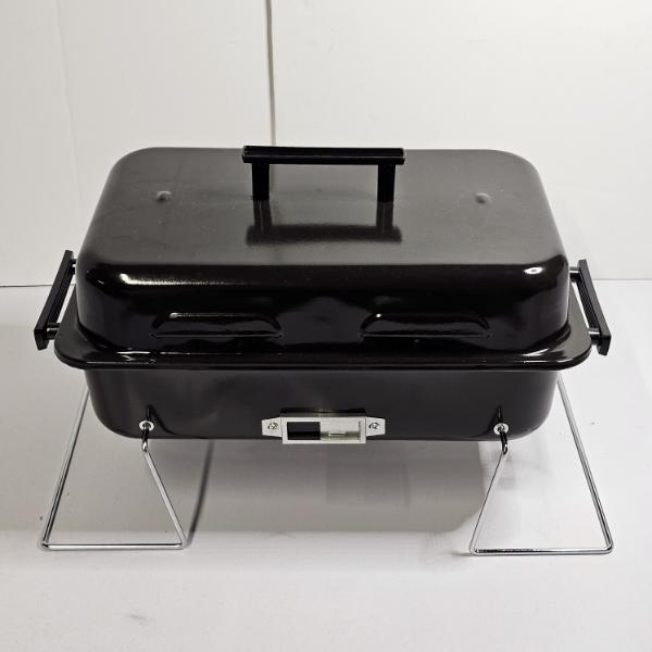 Compact Tabletop Charcoal Barbecue Grill (19x12x11")