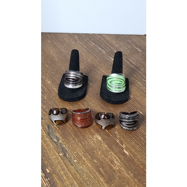 (5) Assorted Lucite Plastic Party Rings - See Pictures For Sizing