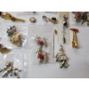 Image 4 : Lot of Over 20 Assorted Gold-Tone Pins