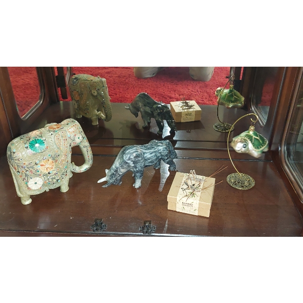 4 Pc Carved Animal Group As Shown - Very Collectible and Highly Decorative - See Pics
