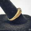 Image 2 : Beautiful 18K Gold Ring (Damaged) Size 8 - TW: 3.7g