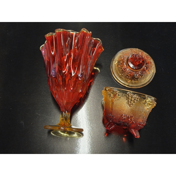 Fabulous Condition Mid Century Vintage Amberina Art Glass Stunning Footed Candy Dish & Handkerchief 
