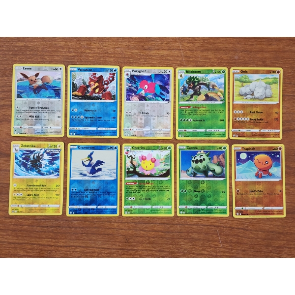 Ten Assorted Reverse Holo Vintage Pokemon Trading Cards Including Eevee, Onix & More!