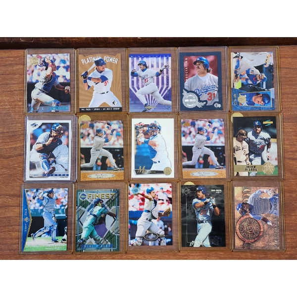 15 Assorted Mike Piazza Baseball Trading Cards