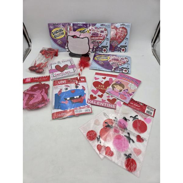Huge Valentine Group- 4 29'' Singing Balloons, Window Clings, Pen & Stationary, Stickers And More!