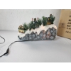 Image 5 : Avon Collectible Christmas Fiber Optic Light Up Village - Working & Excellent Condition! 