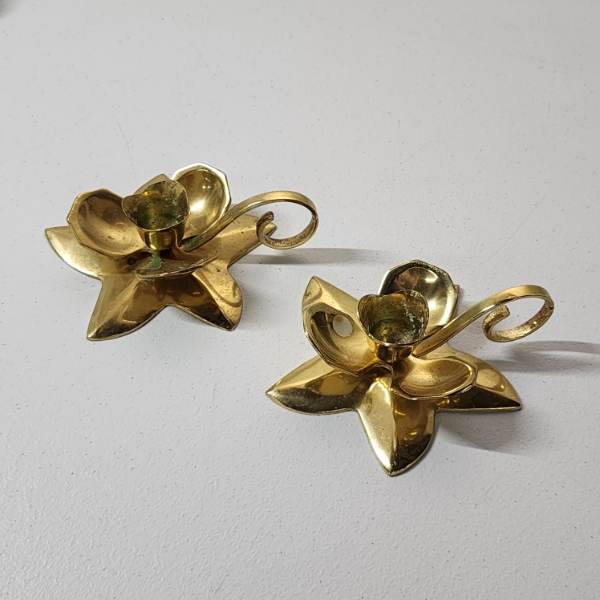 Beautiful Flower-Style Hosley Lacquered Solid Brass Candle Holders - Made in India 