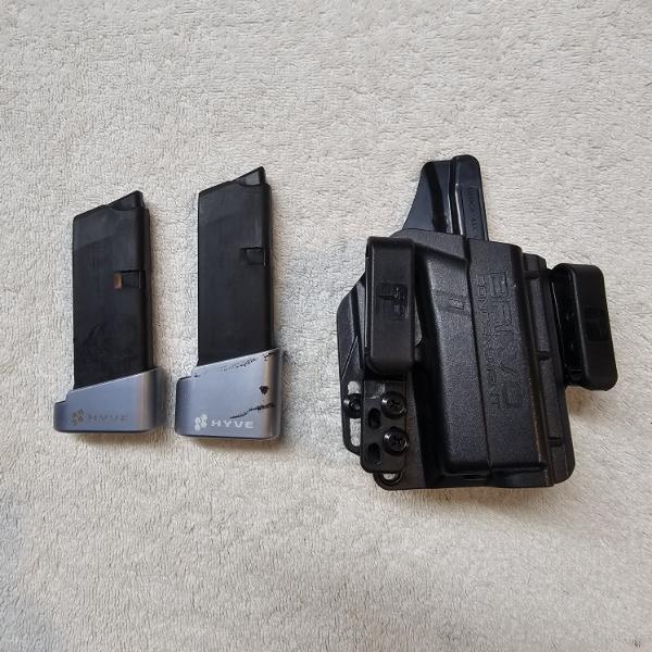 Bravo Torsion Wide Wedge Holster and 2 Magazines For Glock 43X/48 (Compatible with Lot 750)