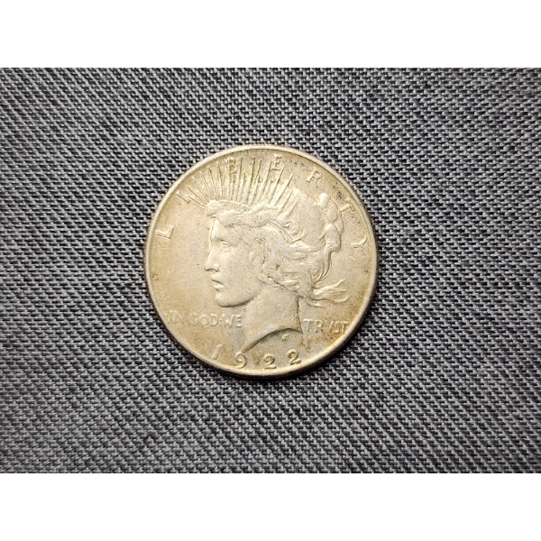 1922-S Silver Peace Dollar 
