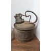 Image 5 : Vintage Oil Cans