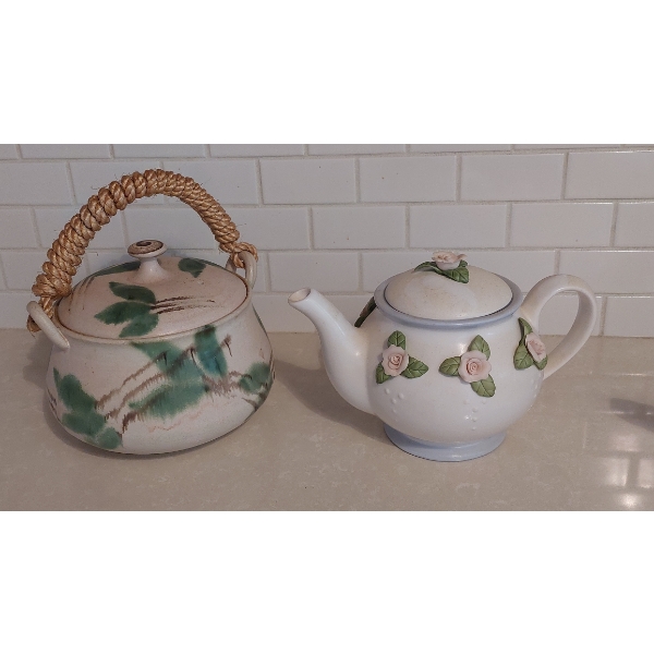 2 Pieces - Decorated Porcelain Covered Jar & Teapot - Exc Condition