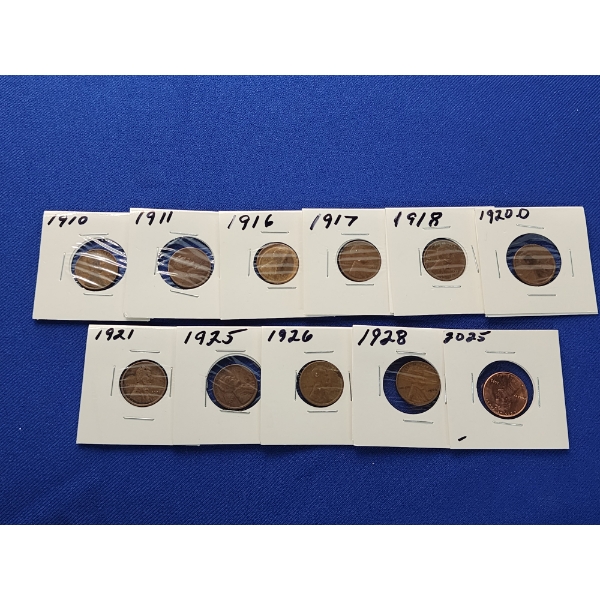 Assorted United States Lincoln Cents Including (1) 2025 Penny & (10) Assorted Years Wheat Pennies