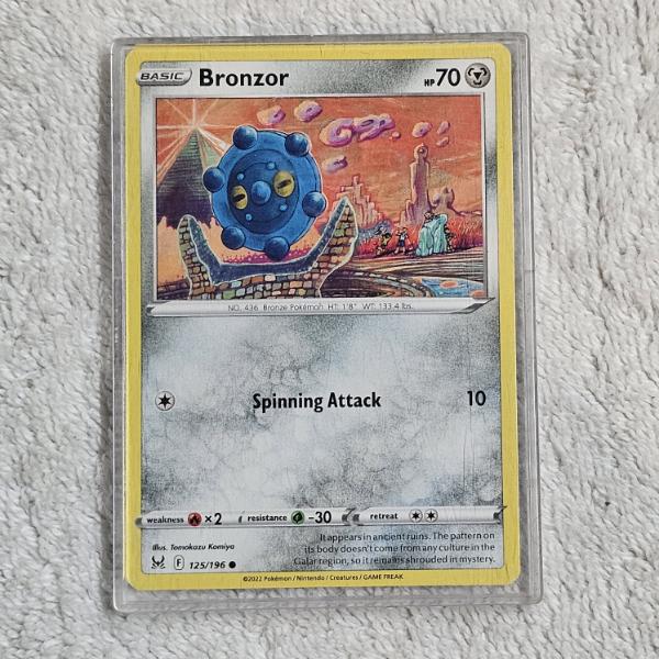 Bronzor 125/196 Pokémon Trading Card