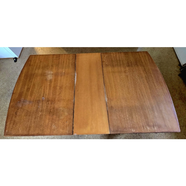 Dining Table with Table Pad and 1 Leaf