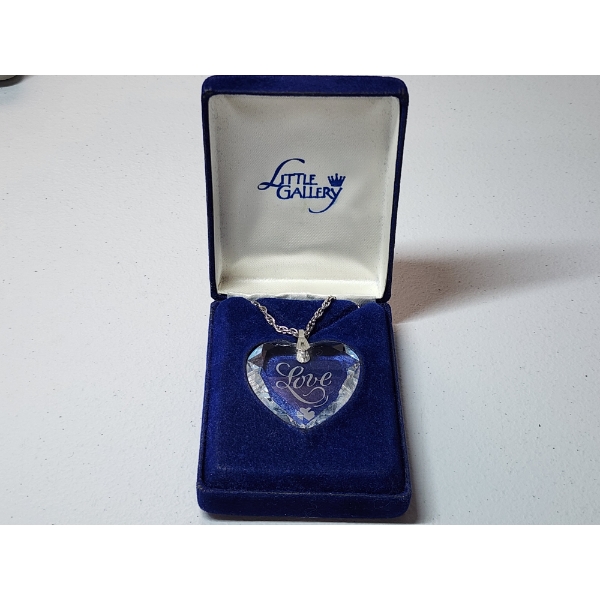 Vintage "Hallmark Little Gallery" Lead Crystal Heart Pendant on 21" 6.3g Sterling Silver Chain