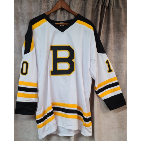 Signed Anders BJork #10 Boston Bruins Jersey Size XL With JSA Certificate 