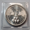Image 2 : 1972 Universaro World Trade One Troy Ounce .999 Fine Silver Round