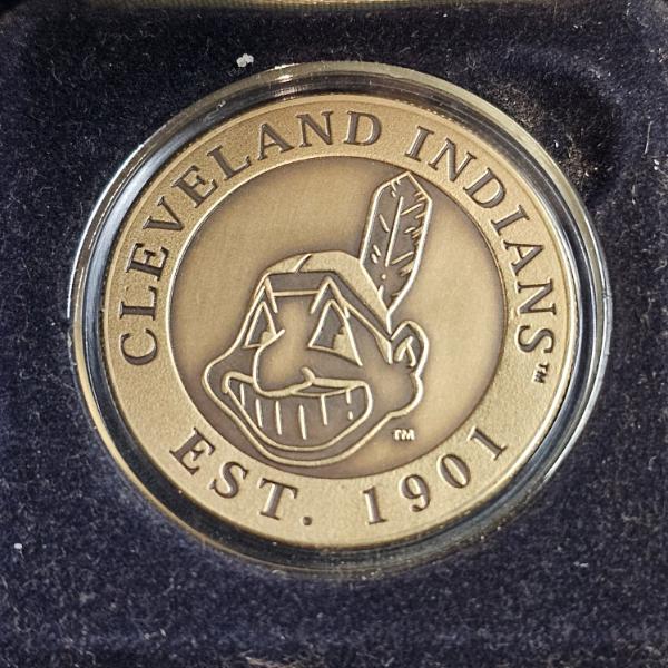Cleveland Indians - Jacobs Field - Solid Bronze Medallion Coin Limited Edition 299/10k With Box