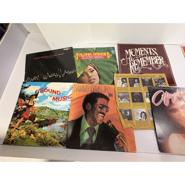 9 Records in Covers - The Sound of Music - Auscultation of the Heart - Aloha Hawaii the Polynesians 