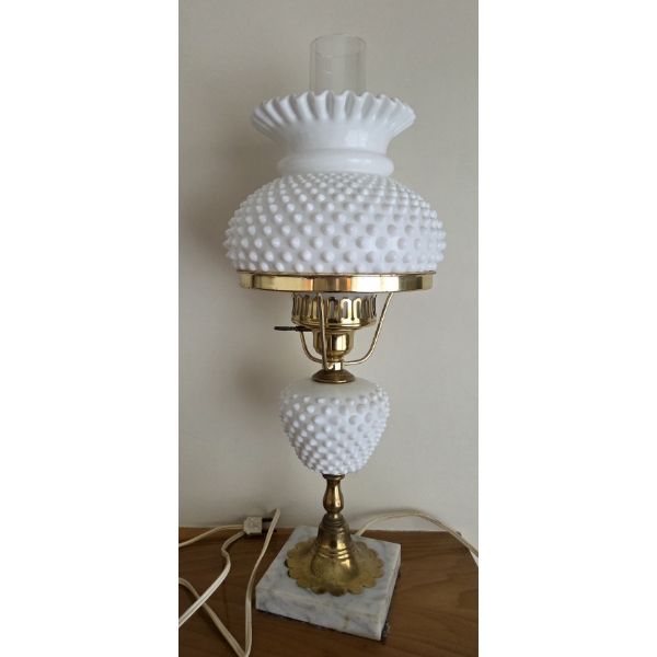 PICKUP IN CANTON - Vintage Hobnail Milk Glass 20'' Lamp With Marble Base 