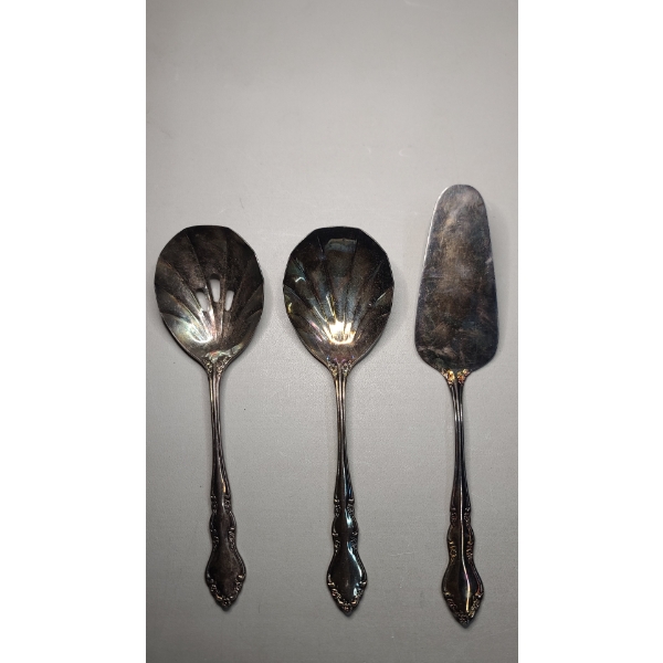 (3) Pieces Of Towle Silverplated Flatware - Weighing 0.4940 lbs