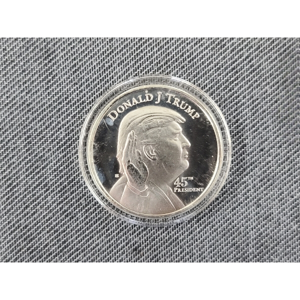 1 Oz 999 Silver Donald J. Trump White House Silver Round