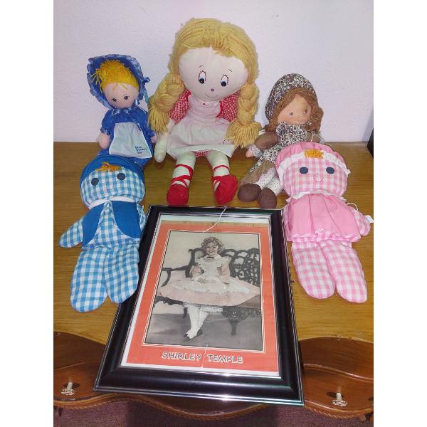 Vintage Cloth Doll Group With Original Photo Of shirley Temple - See Pics