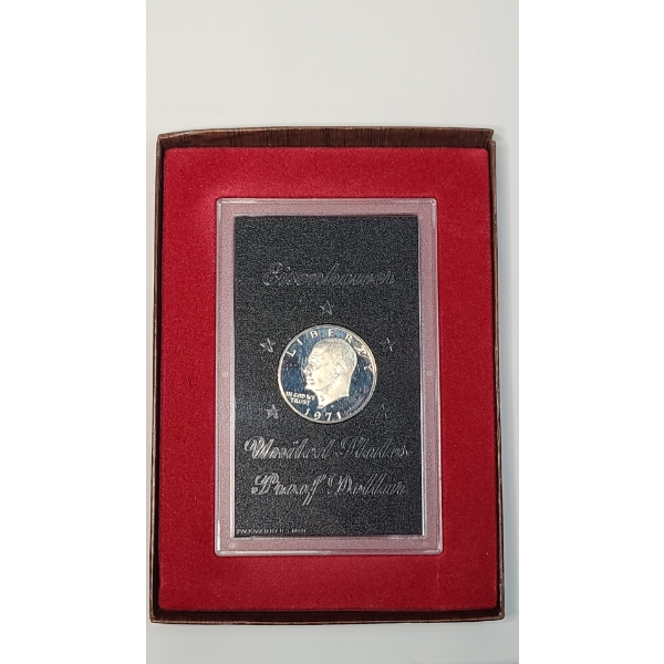 1971-S Eisenhower 40% Silver Proof Dollar In Display