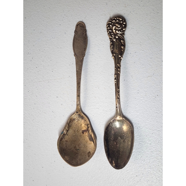 x2 Vintage Collectible Sterling Silver Spoons TW: 44.0g