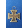 Image 2 : German WWII Iron Cross 2nd Class Medal 