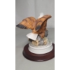 Image 4 : Decorative Eagle Figures Including Royal Heritage & Arnart Imports