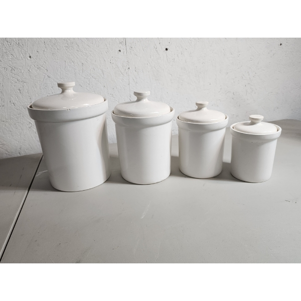 Set of 4 Ceramic Canisters with Lids