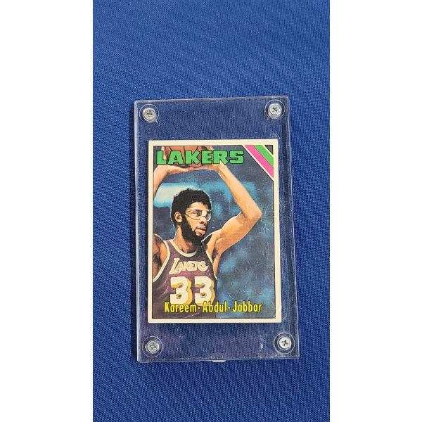 1975 Topps Kareem Abdul-Jabbar LA Lakers #90 Basketball Card 
