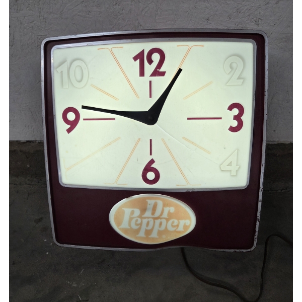 Vintage 16''x16'' Lighted Dr. Pepper Clock 