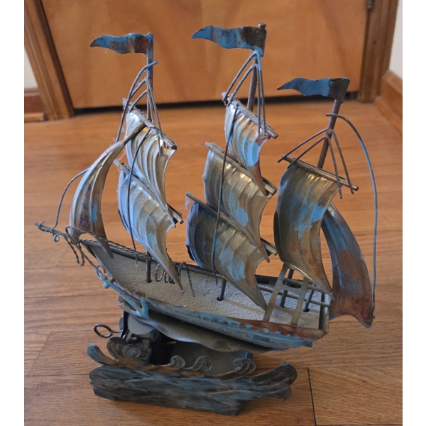 PICKUP IN CANTON - Metal 12''x11'' Wind Up Musical Moving Ship  