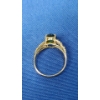 Image 4 : Women's 14K Gold Ring With Emerald & Clear Stones - Size 7 - Weight: 2.5g