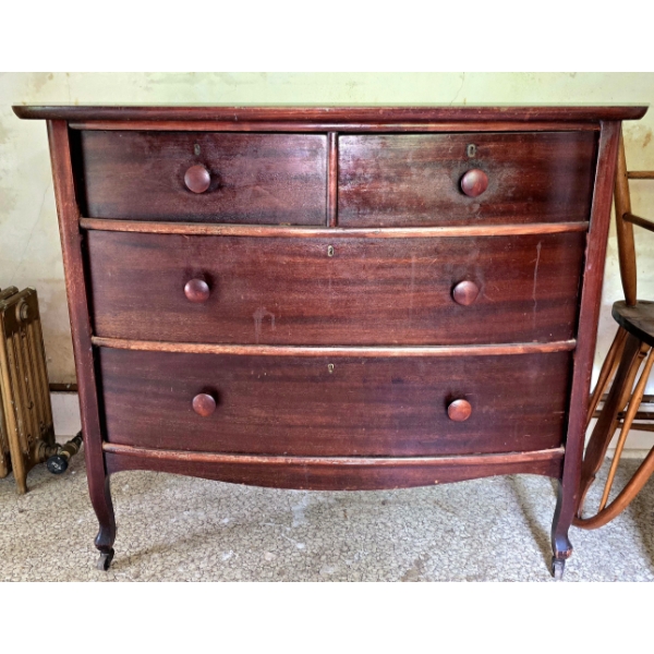 Vintage 4 Drawer Chest on Wheels - 20x36x42