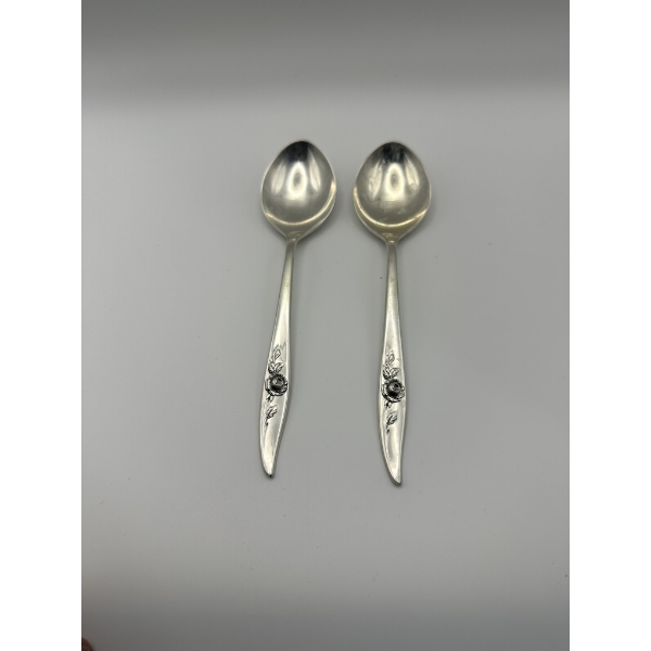 Oneida Heirloom Sterling Silver Spoons - 83.3 Grams