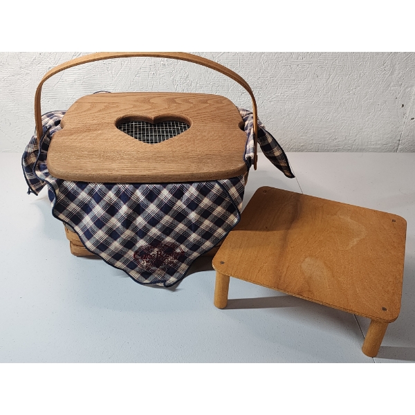 Vintage Longaberger Cake Basket with Fabric Liner, Plastic Liner, and Cake Stand - Great Condition!