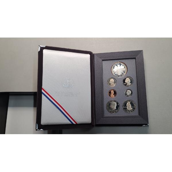 United States 1989 Prestige Coin Set With COA - Including 1989-S 90% Silver Proof Dollar Coin 