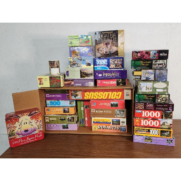 Huge Lot of Over 30 Assorted Puzzles - See Photos!!