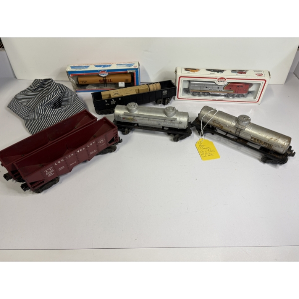O-Guage Train Cars - Hat - Sunoco Trains - Model Power Santa Fe Train - Model Power Shell Train - Le