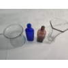 Image 2 : 4 Vases / Vintage Glass Bottles