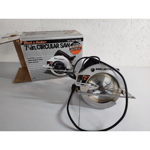 Black & Decker 7 & 1/4in Circular Saw