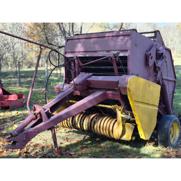 As Shown - Large Capacity Round Baler Unit- In Excellent Working Condition - See Pics