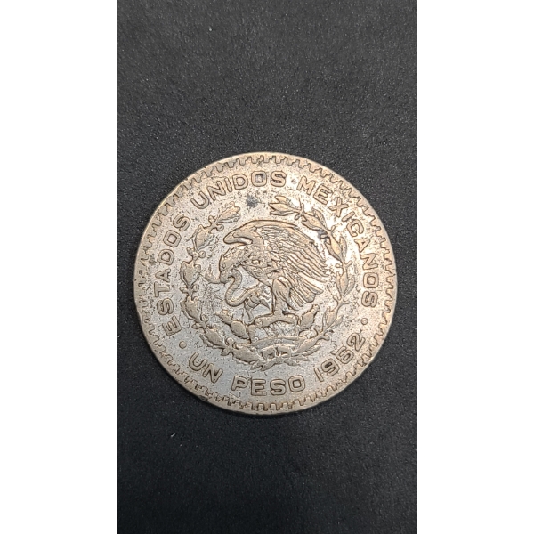 1962 Mexican 1 Peso 10% Silver Coin ASW: 0.0514oz